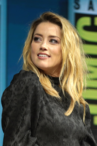 Book Amber Heard for your next corporate event, function, or private party.