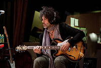 Book Doyle Bramhall II for your next corporate event, function, or private party.