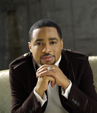 Book Smokie Norful for your next corporate event, function, or private party.