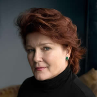 Book Kate Mulgrew for your next corporate event, function, or private party.