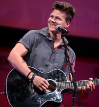 Book Tyler Ward for your next corporate event, function, or private party.