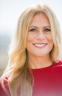 Book Robyn Benincasa for your next corporate event, function, or private party.