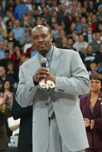 Book Mitch Richmond for your next corporate event, function, or private party.