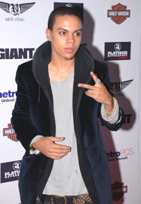 Book Evan Ross for your next corporate event, function, or private party.