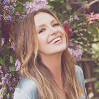 Book Carly Pearce for your next corporate event, function, or private party.