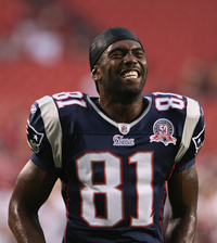 Book Randy Moss for your next corporate event, function, or private party.