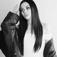 Book Maggie Lindemann for your next corporate event, function, or private party.