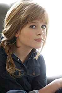 Book Lulu Wilson for your next corporate event, function, or private party.