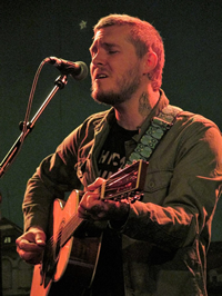 Book Brian Fallon for your next corporate event, function, or private party.
