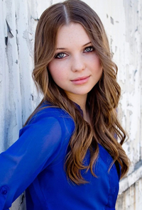 Book Sammi Hanratty for your next corporate event, function, or private party.