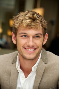 Book Alex Pettyfer for your next corporate event, function, or private party.