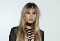 Book Suki Waterhouse for your next corporate event, function, or private party.