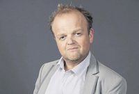 Book Toby Jones for your next corporate event, function, or private party.