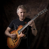 Book Rik Emmett for your next corporate event, function, or private party.