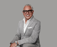 Book Joe Mimran for your next corporate event, function, or private party.