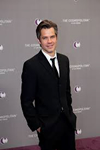 Book Timothy Olyphant for your next event.