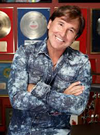 Book Ricardo Montaner for your next event.