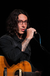 Book Noah Gundersen for your next event.