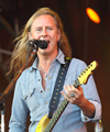 Book Jerry Cantrell for your next event.