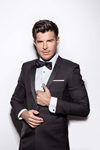 Book Vincent Niclo for your next event.