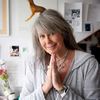 Book Vashti Bunyan for your next event.