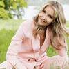 Book Helen Skelton for your next event.