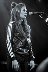 Book Amy Shark for your next event.