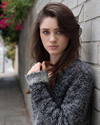 Book Natalia Dyer for your next event.