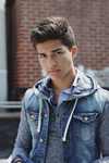 Book Alex Aiono for your next event.