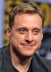 Book Alan Tudyk for your next event.